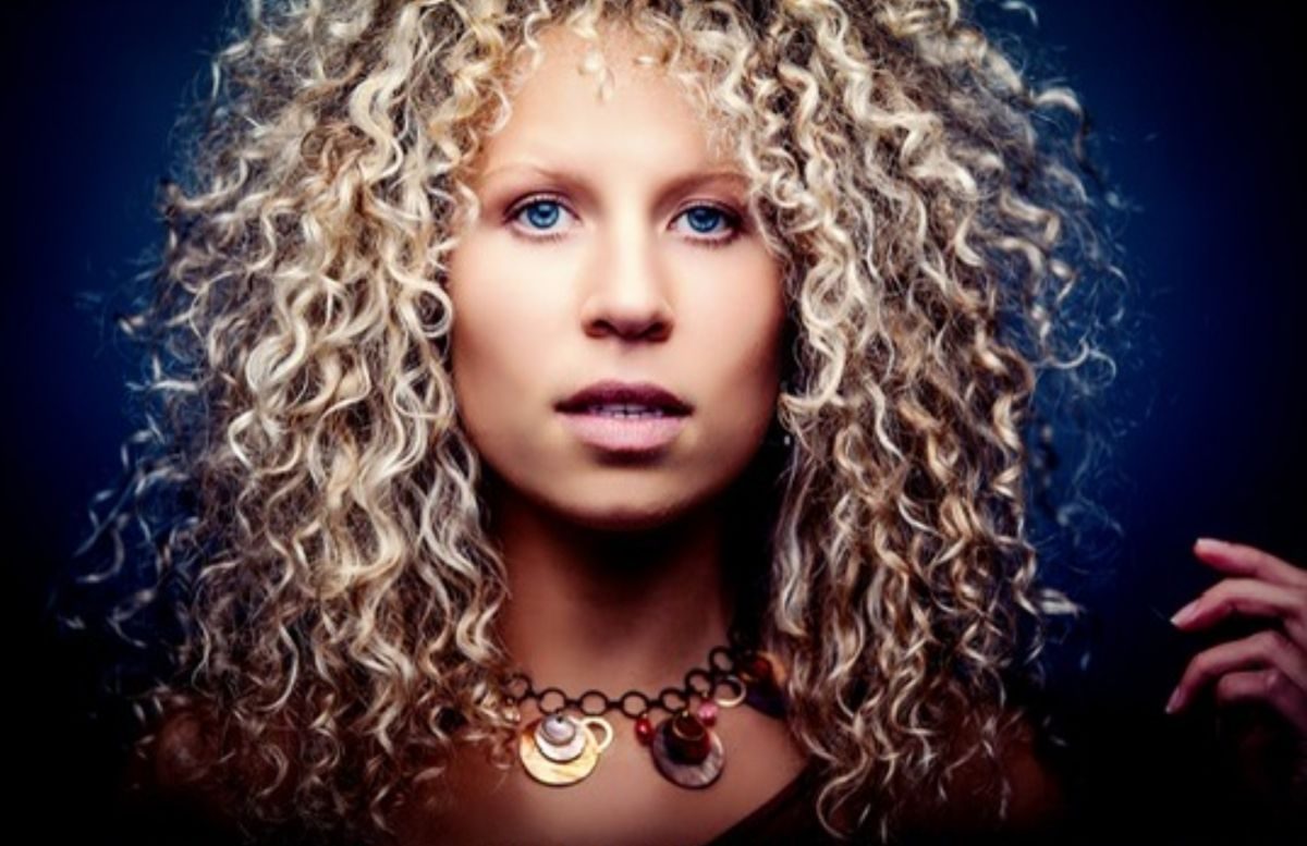 MAYA FADEEVA & BAND
